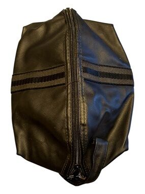 XPect Men's Shaving Toiletry Travel Bag Size Medium Luggage Black Zipper Stripe